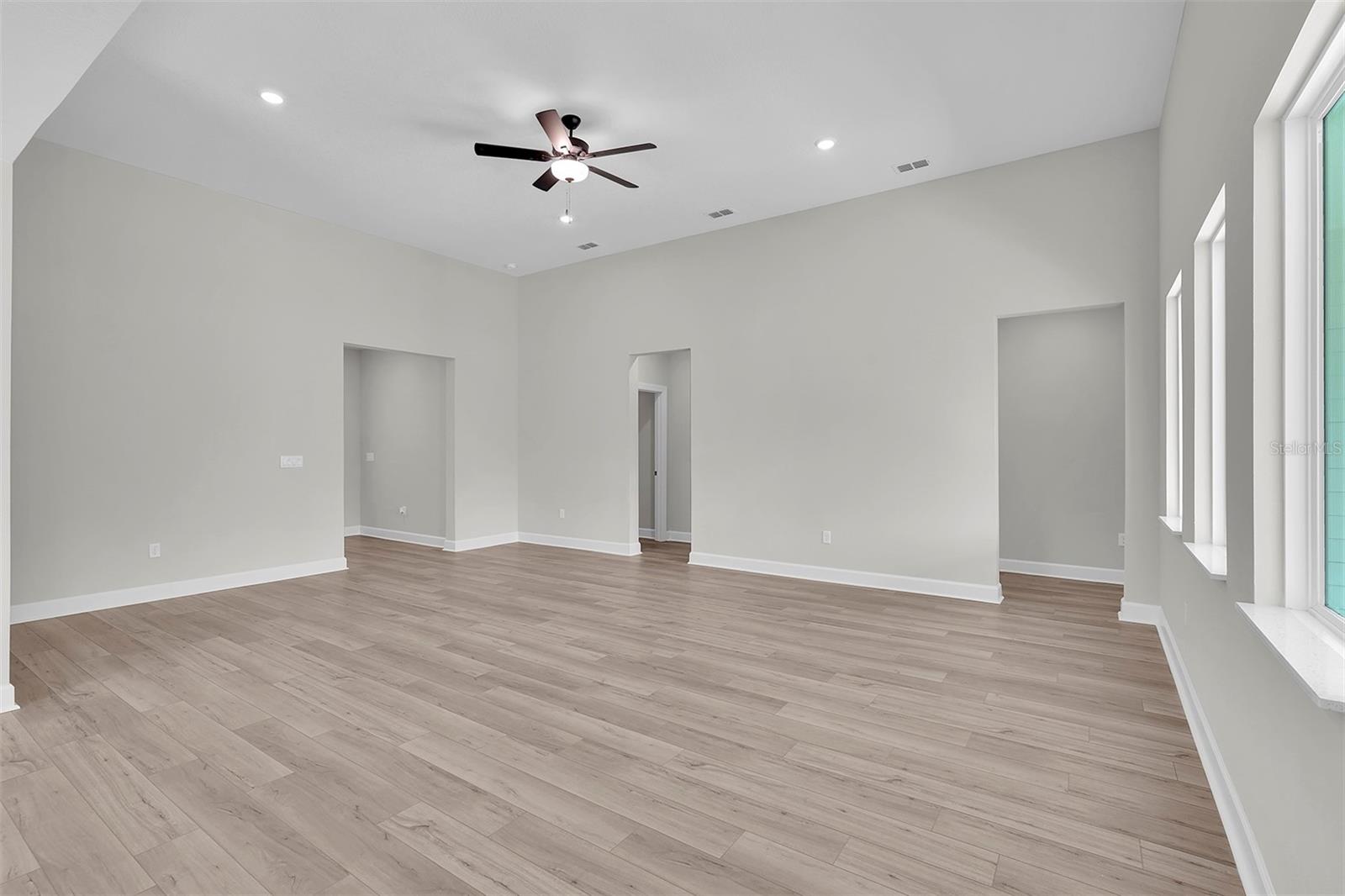 68 FOREST GROVE DR, PALM COAST, FL, 32137