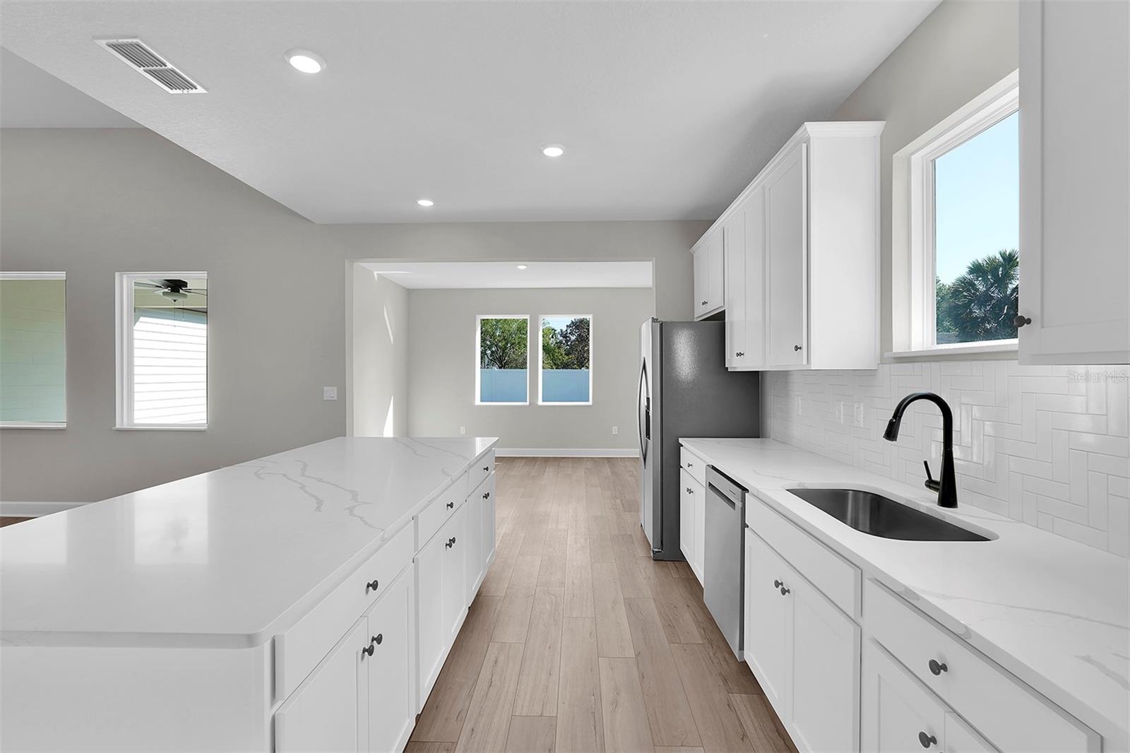 68 FOREST GROVE DR, PALM COAST, FL, 32137