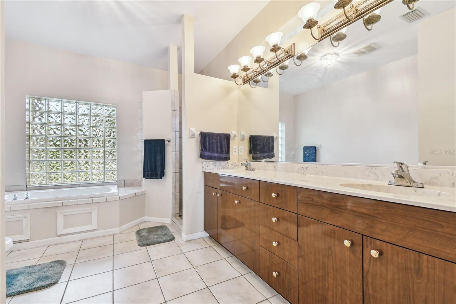 4930 CEDAR OAK WAY, SARASOTA, FL, 34233
