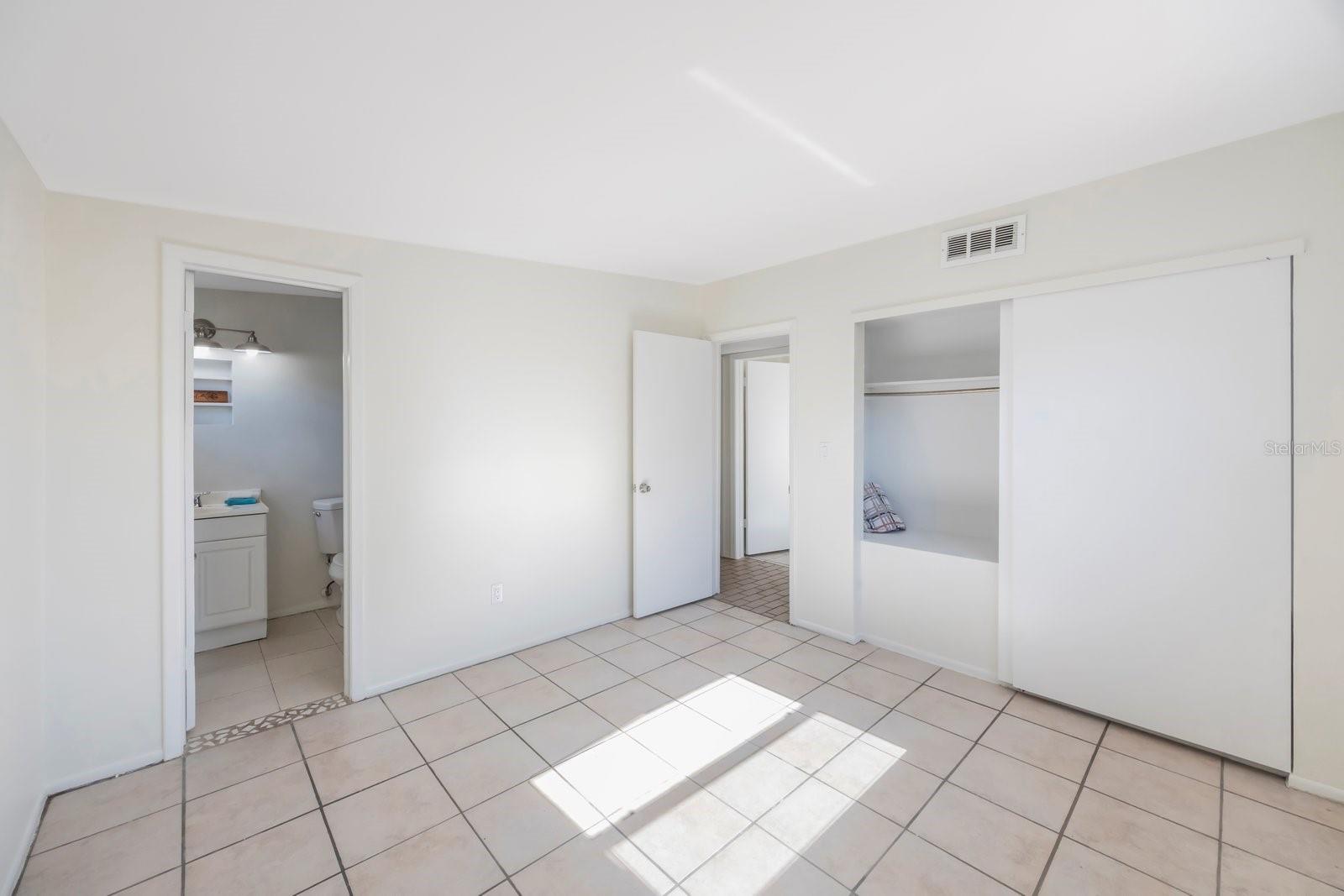 2434 18TH AVE N, ST PETERSBURG, FL, 33713