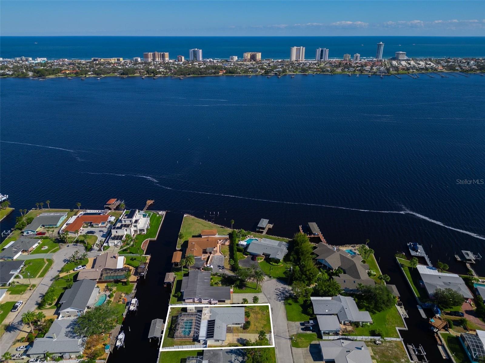 136 REEF RD, SOUTH DAYTONA, FL, 32119