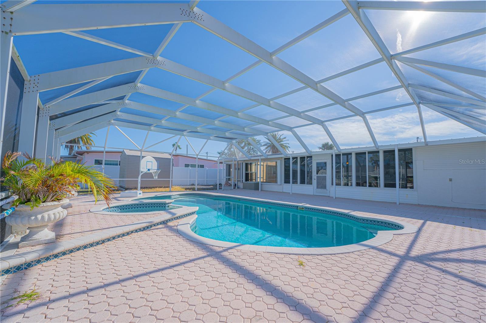 136 REEF RD, SOUTH DAYTONA, FL, 32119