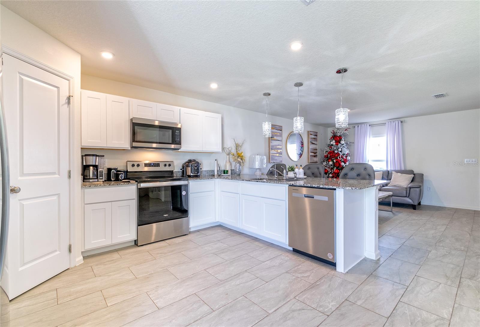 680 HILLVIEW LOOP, HAINES CITY, FL, 33844