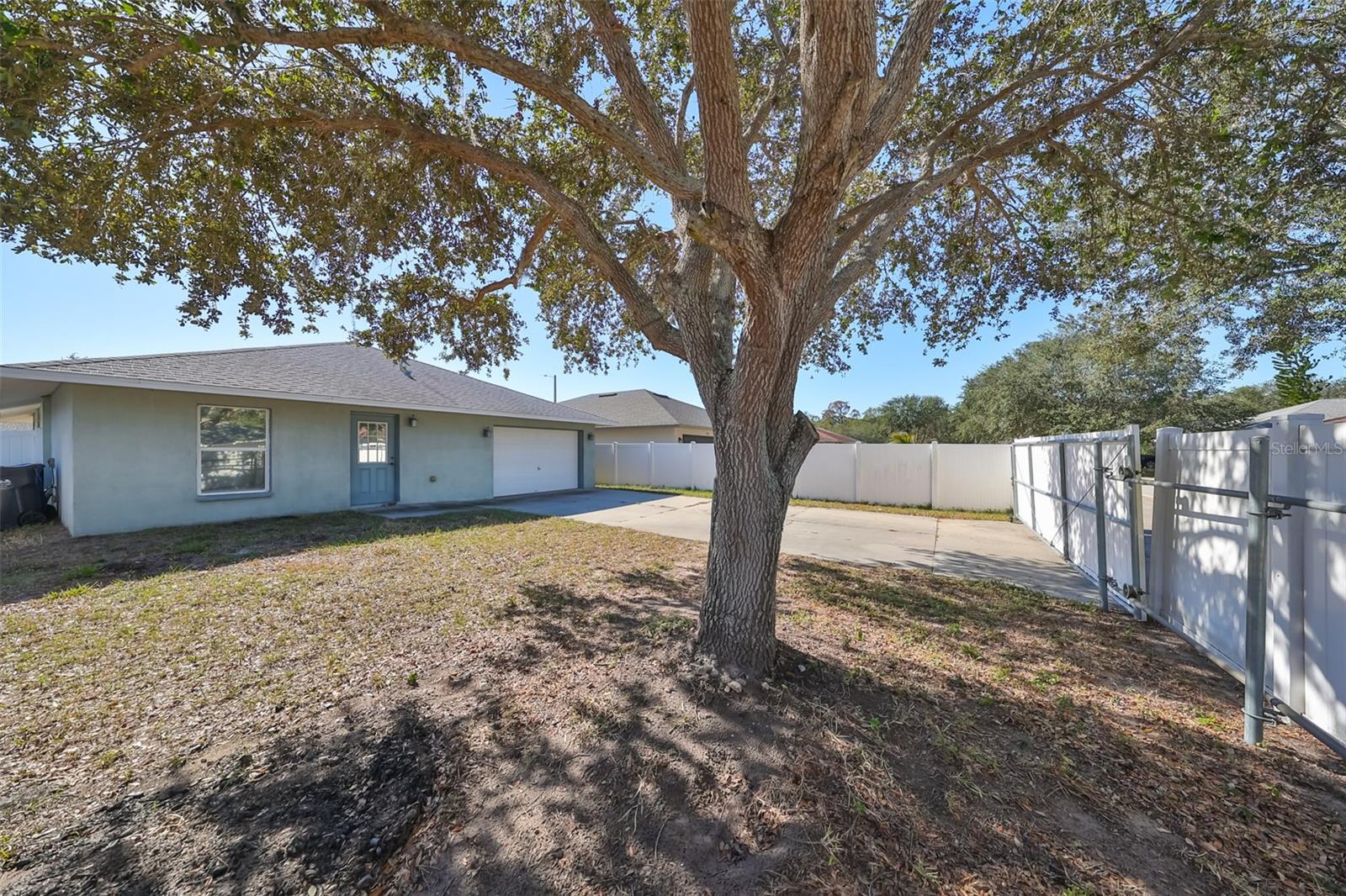 1212 BAYOU PASS DR, RUSKIN, FL, 33570