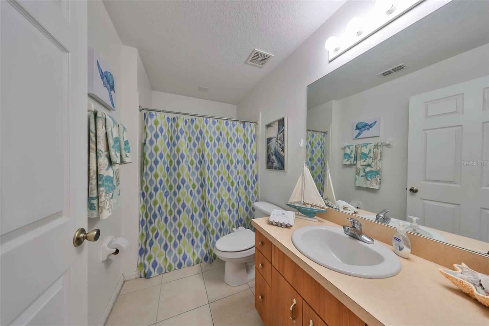 1212 BAYOU PASS DR, RUSKIN, FL, 33570