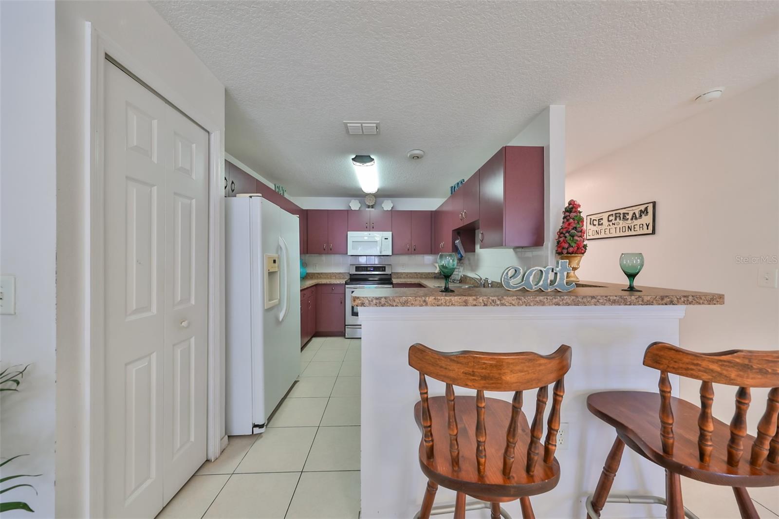 1212 BAYOU PASS DR, RUSKIN, FL, 33570