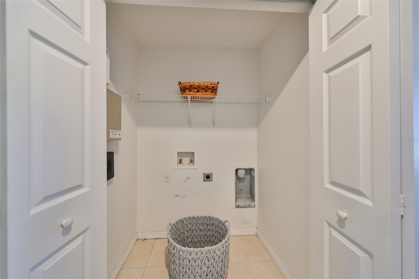 1212 BAYOU PASS DR, RUSKIN, FL, 33570