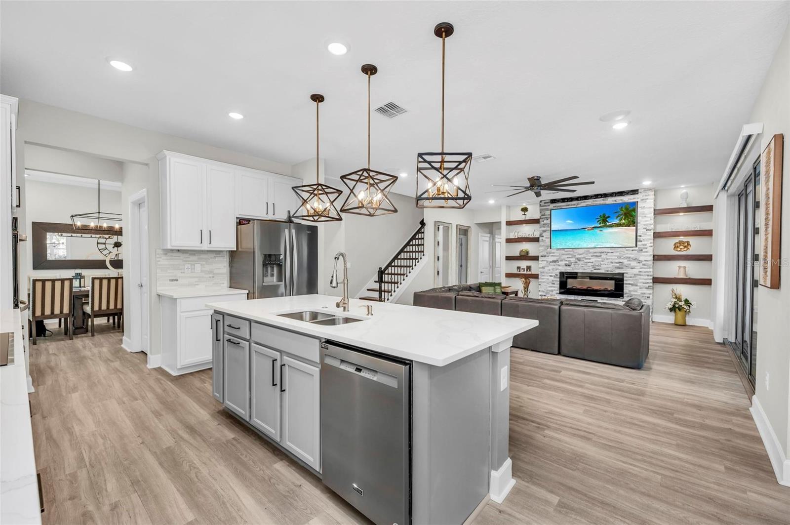7284 GREAT EGRET BLVD, SARASOTA, FL, 34241