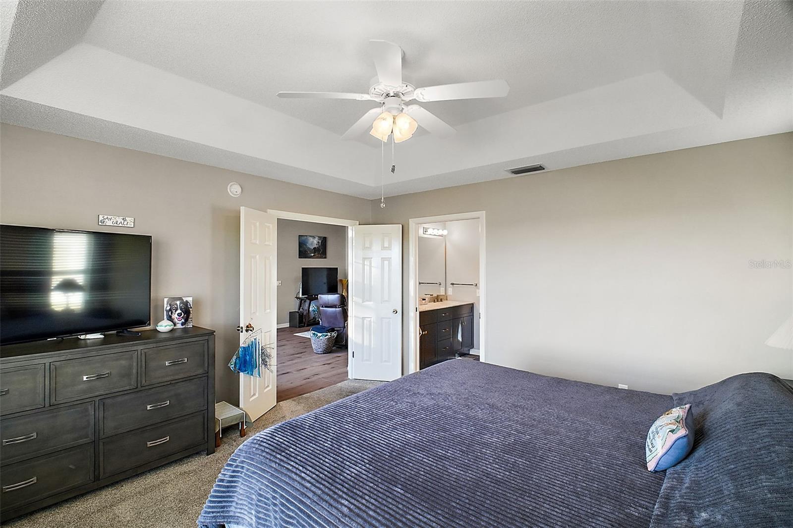 1730 AUGUSTINE DR, THE VILLAGES, FL, 32159