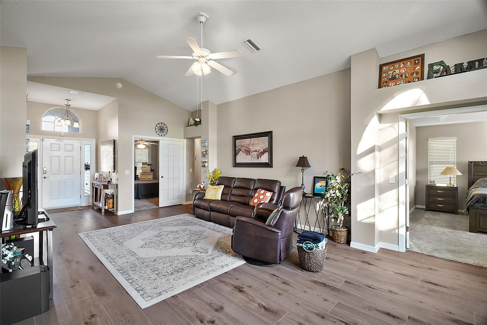 1730 AUGUSTINE DR, THE VILLAGES, FL, 32159