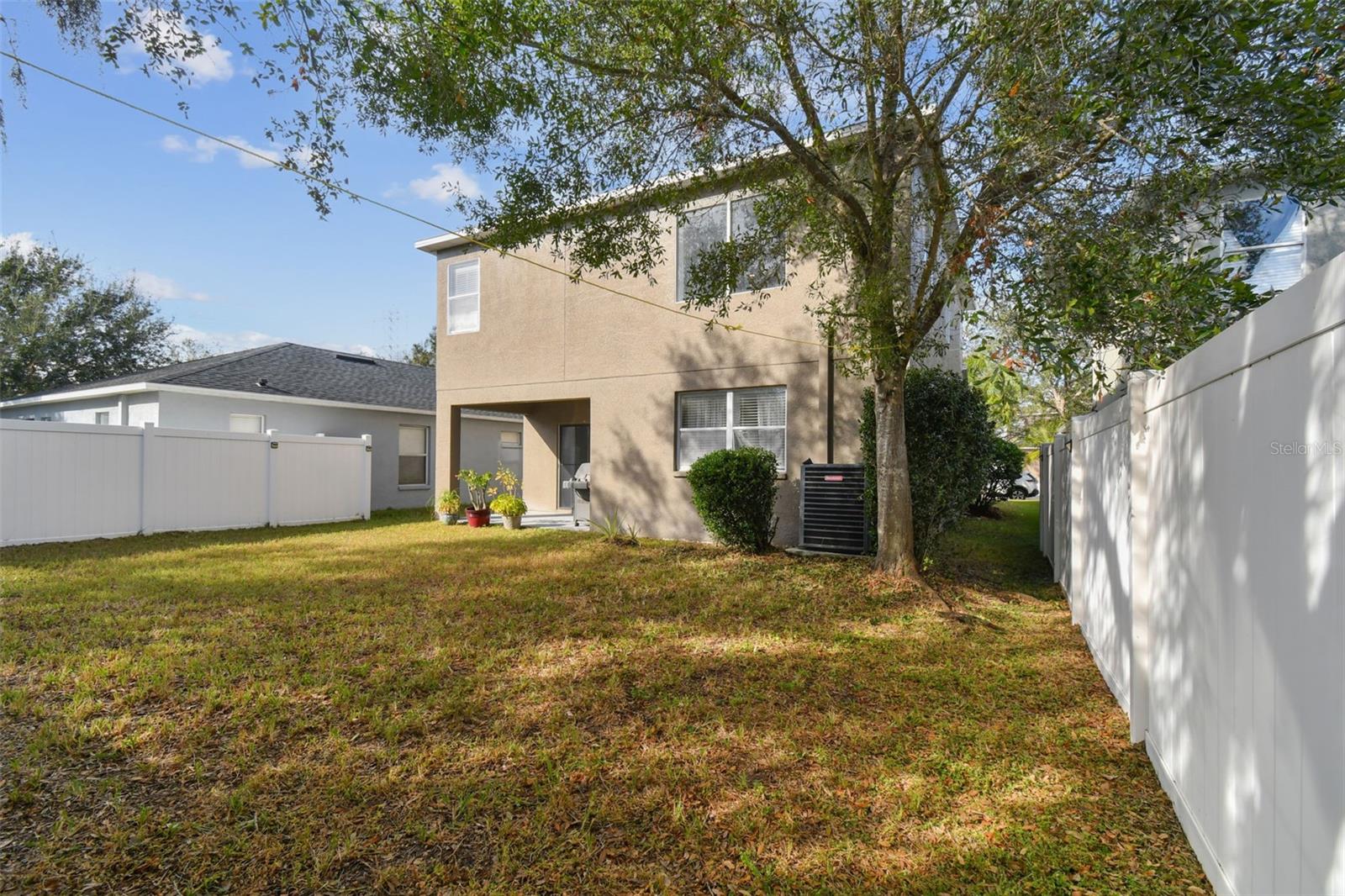 8023 CARRIAGE POINTE DR, GIBSONTON, FL, 33534