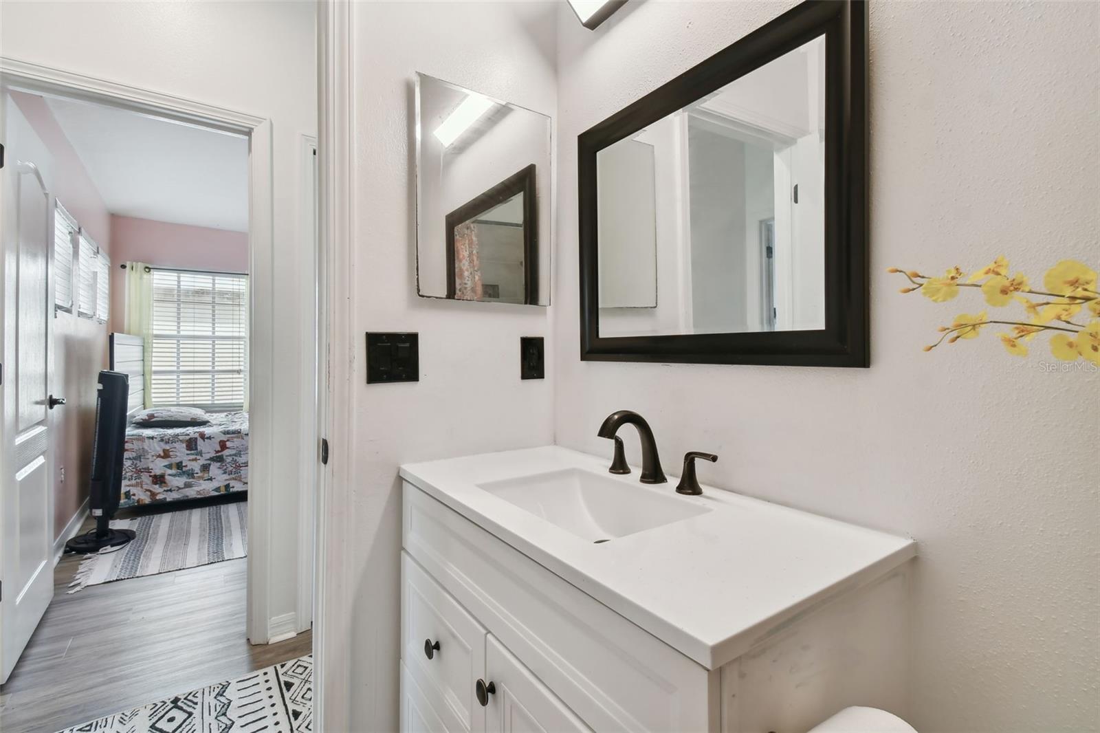 8023 CARRIAGE POINTE DR, GIBSONTON, FL, 33534