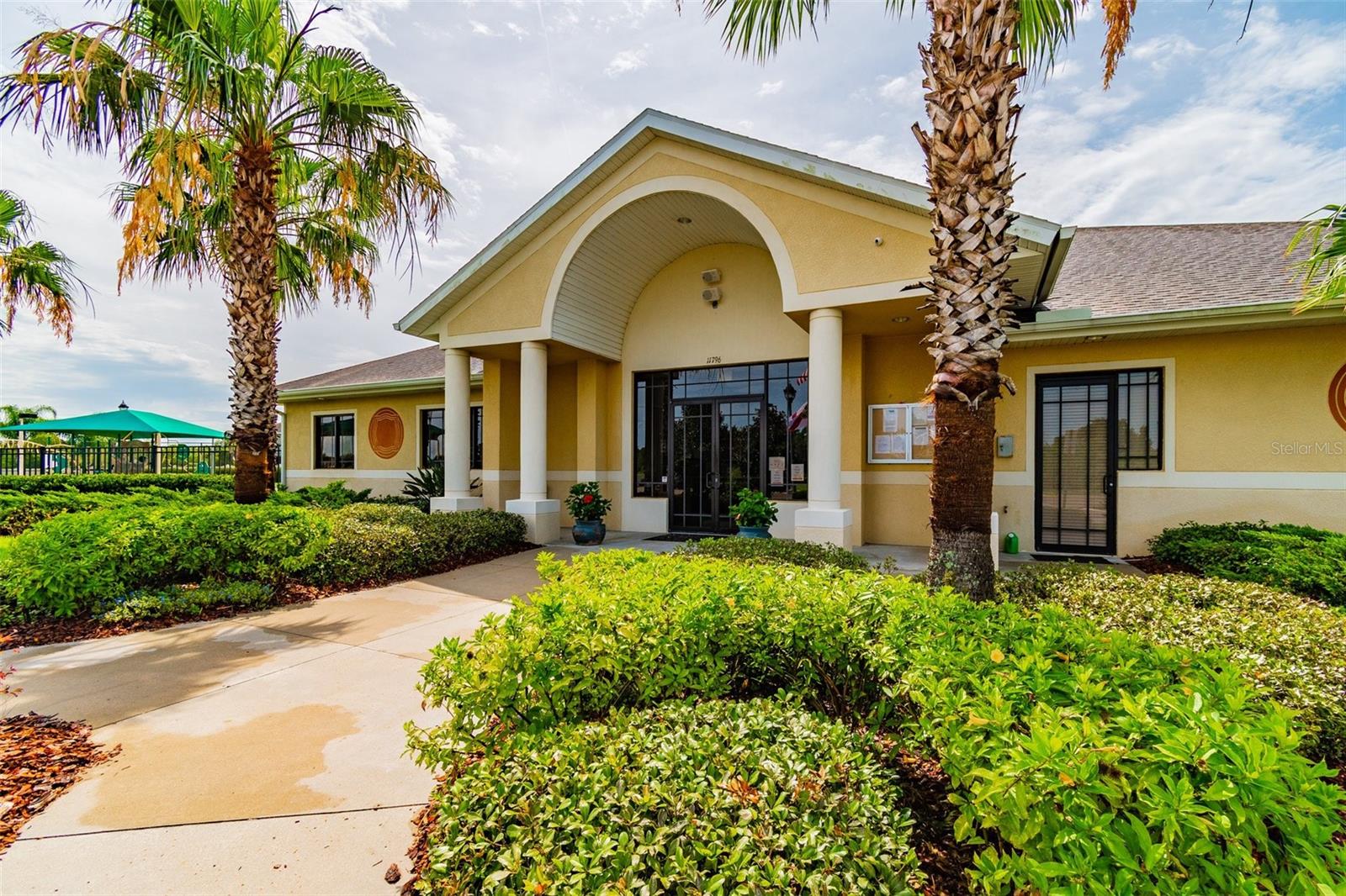 8023 CARRIAGE POINTE DR, GIBSONTON, FL, 33534