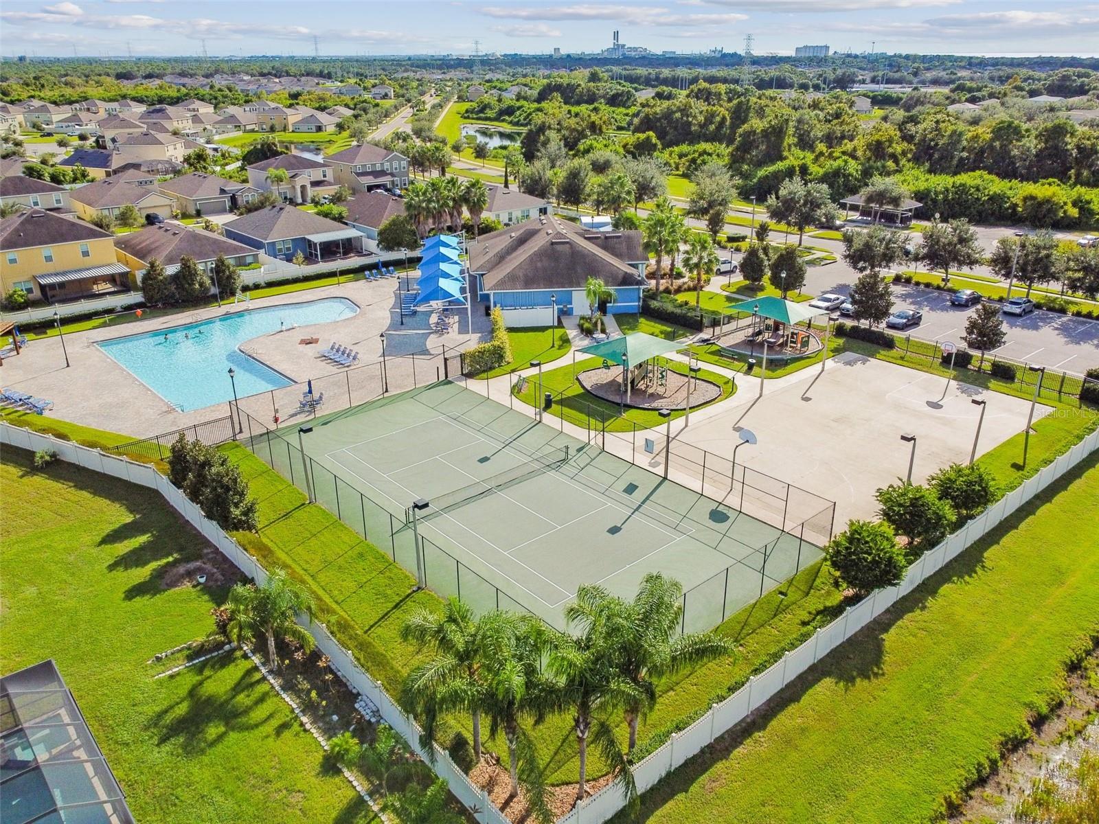 8023 CARRIAGE POINTE DR, GIBSONTON, FL, 33534