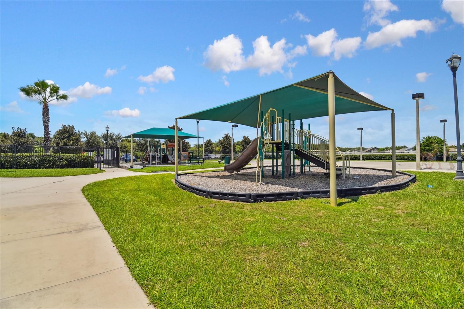 8023 CARRIAGE POINTE DR, GIBSONTON, FL, 33534