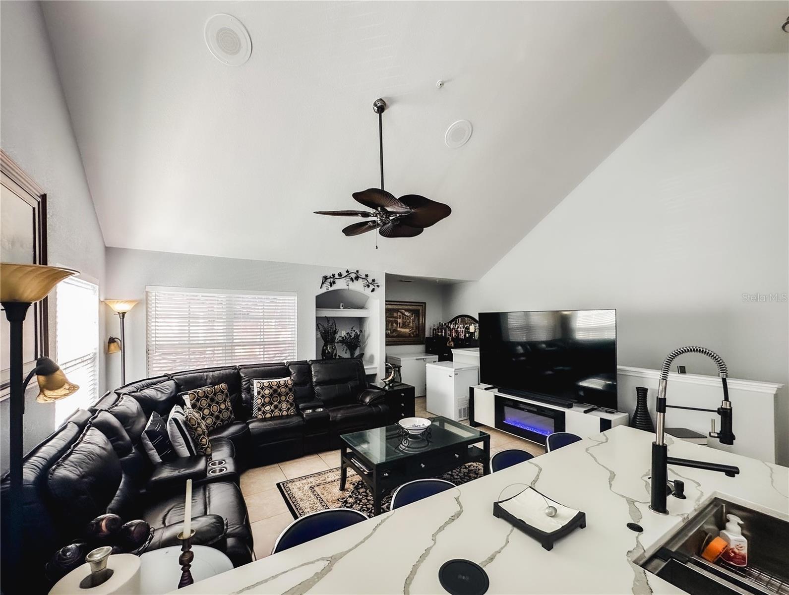 3383 WESTCHESTER SQUARE BLVD #202, ORLANDO, FL, 32835