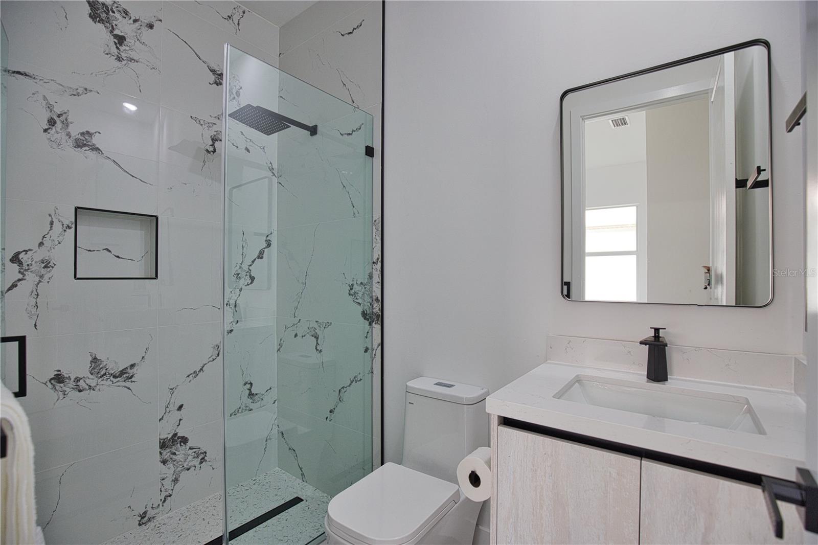 230 W PINE VALLEY LN, ROTONDA WEST, FL, 33947