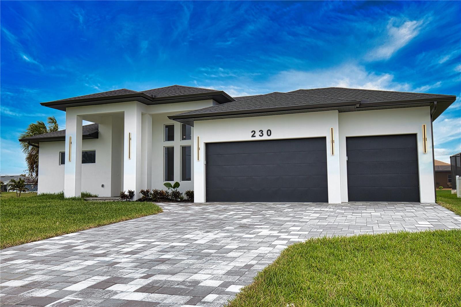 230 W PINE VALLEY LN, ROTONDA WEST, FL, 33947