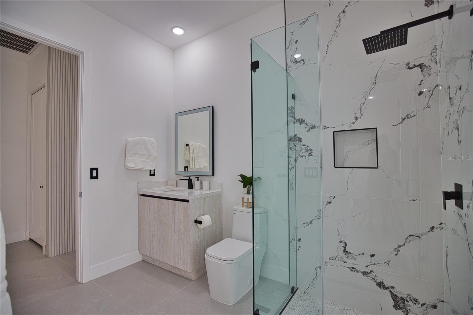 230 W PINE VALLEY LN, ROTONDA WEST, FL, 33947