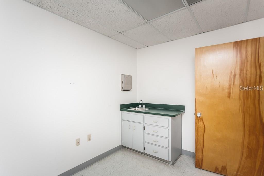 7422 COMMUNITY CT, HUDSON, FL, 34667