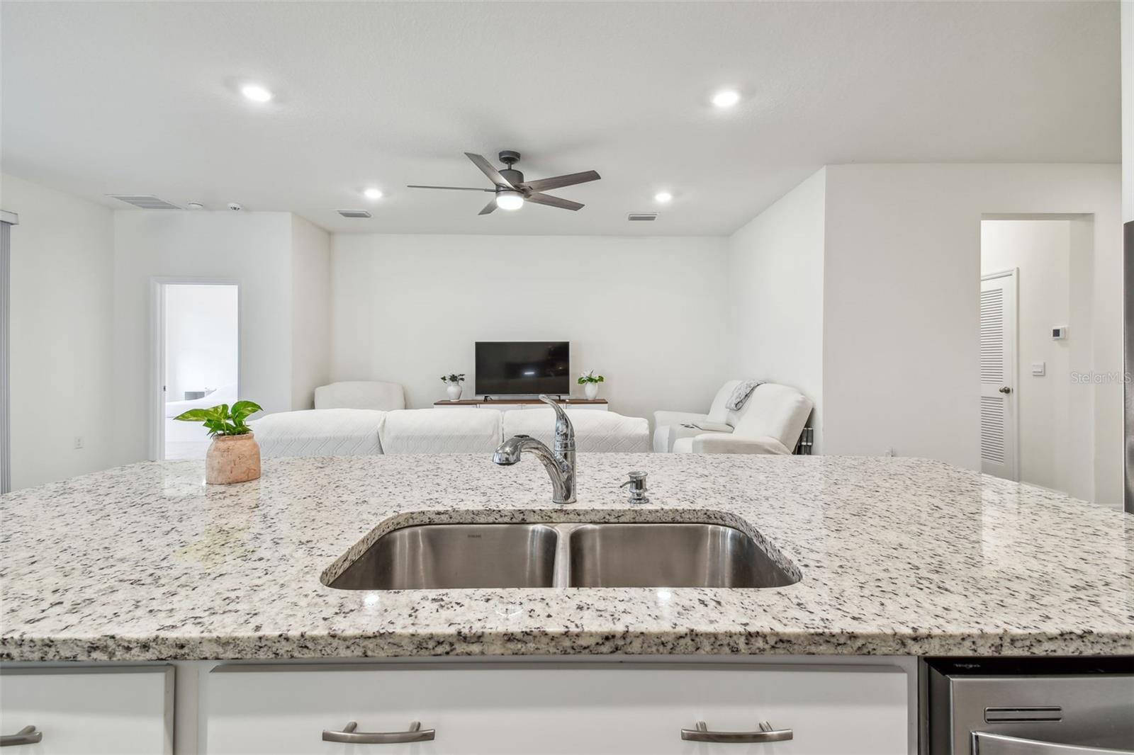 7139 STEER BLADE DR, ZEPHYRHILLS, FL, 33541
