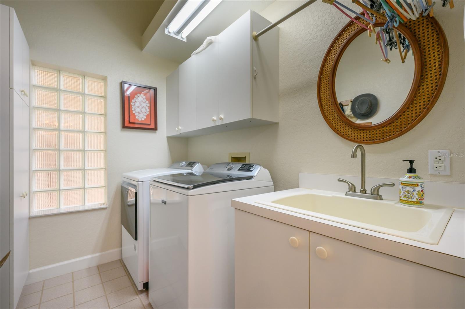 7117 VICTORIA CIRCLE, UNIVERSITY PARK, FL, 34201