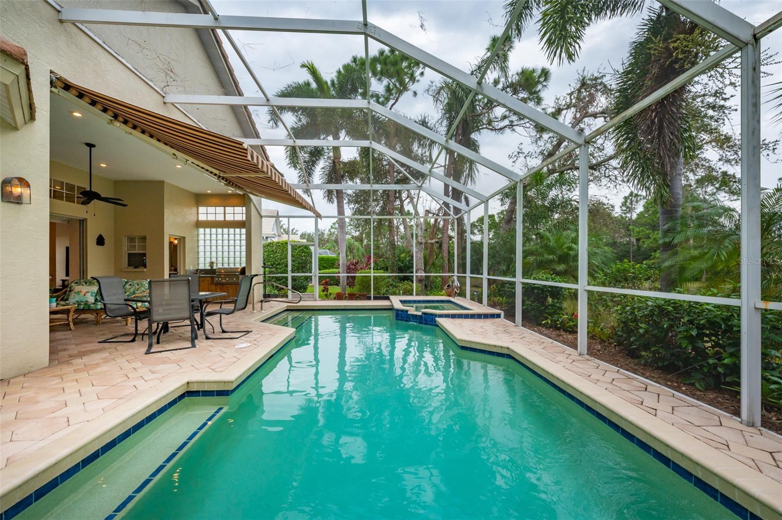 7117 VICTORIA CIRCLE, UNIVERSITY PARK, FL, 34201