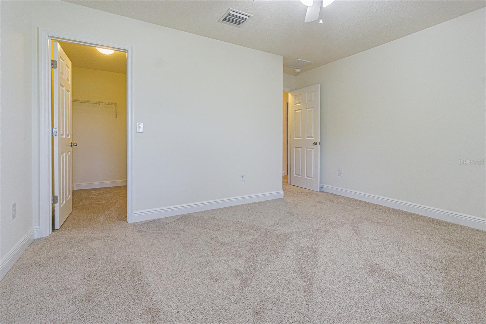 5709 WHITE TRILLIUM LOOP, LAND O LAKES, FL, 34639