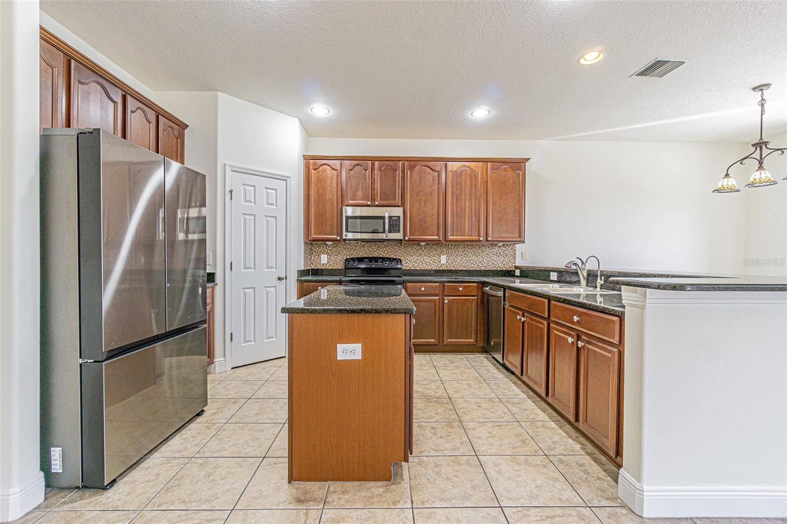 5709 WHITE TRILLIUM LOOP, LAND O LAKES, FL, 34639