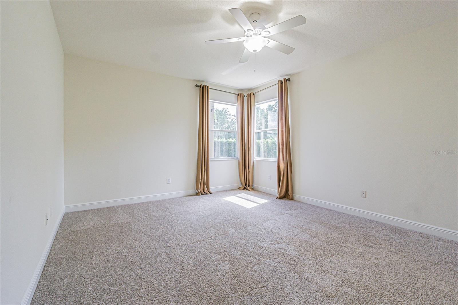 5709 WHITE TRILLIUM LOOP, LAND O LAKES, FL, 34639