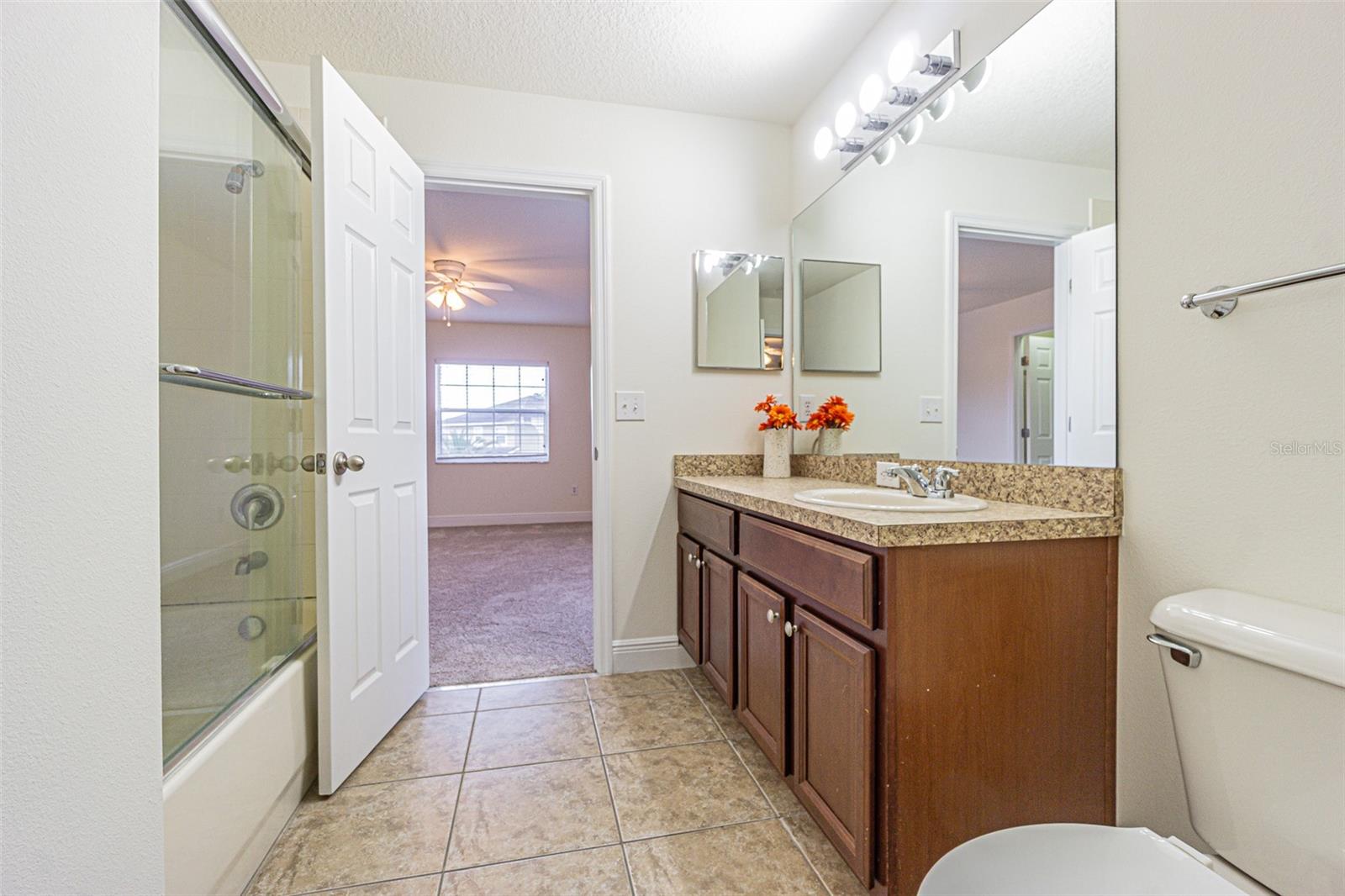 5709 WHITE TRILLIUM LOOP, LAND O LAKES, FL, 34639