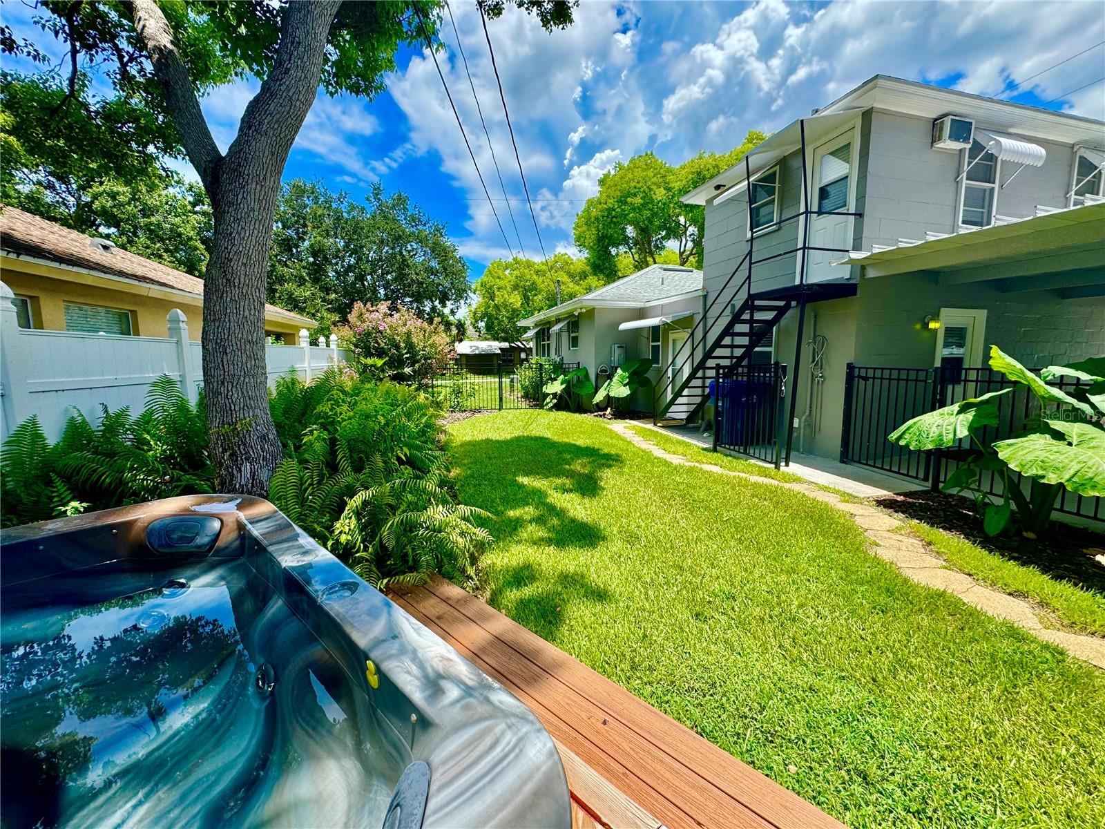 1003 BEVERLY AVE, LARGO, FL, 33770