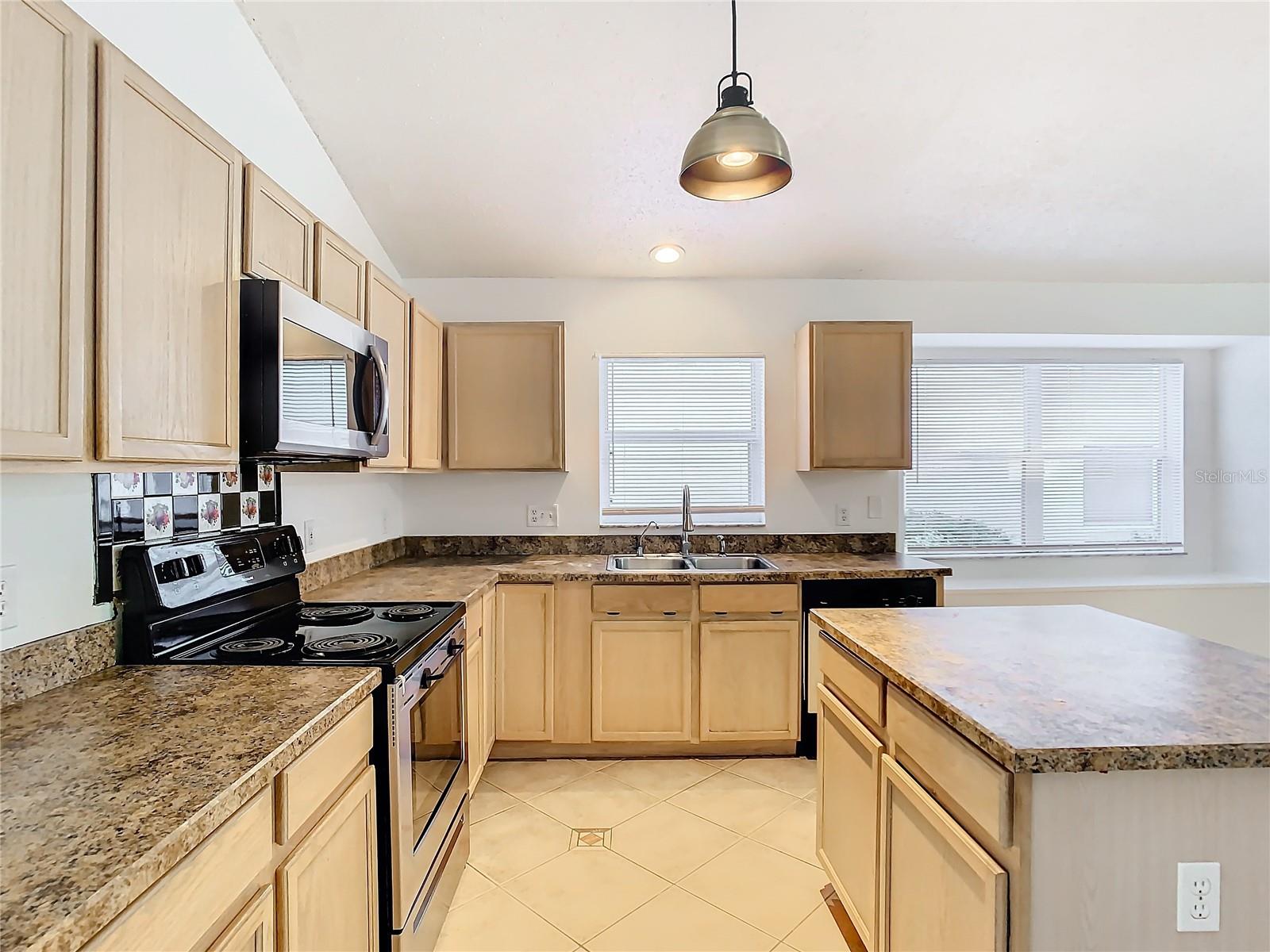 12624 MARIBOU CIR, ORLANDO, FL, 32828