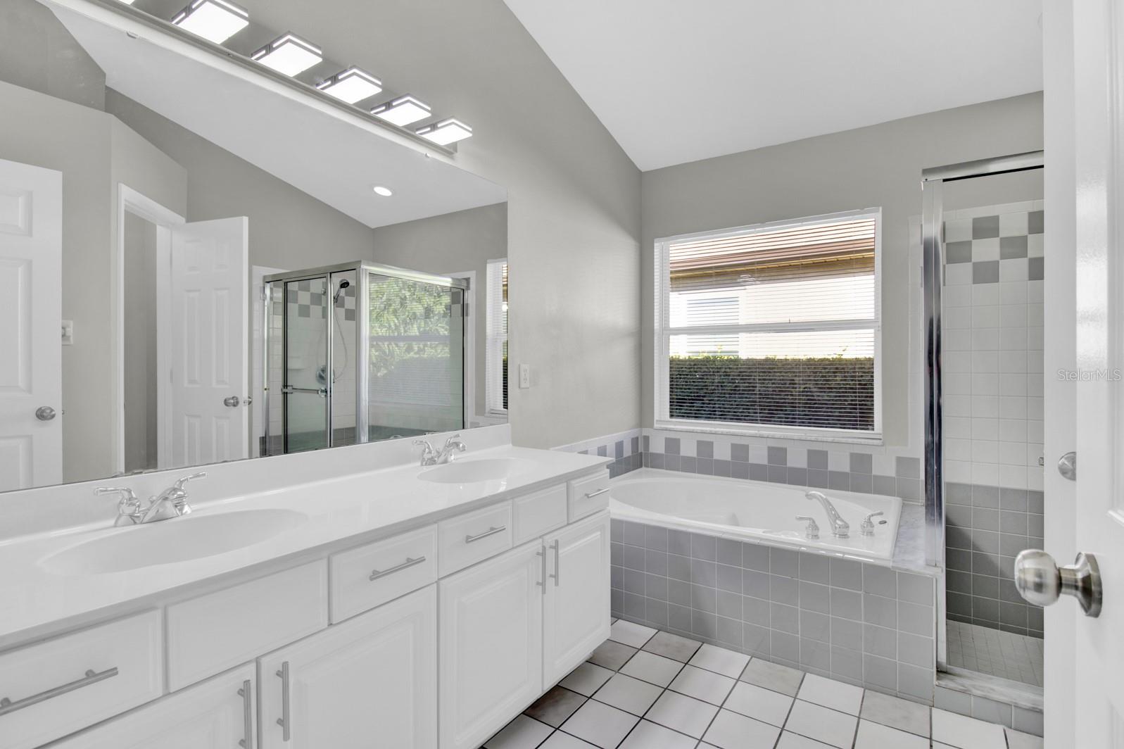 2728 RUNYON CIR, ORLANDO, FL, 32837