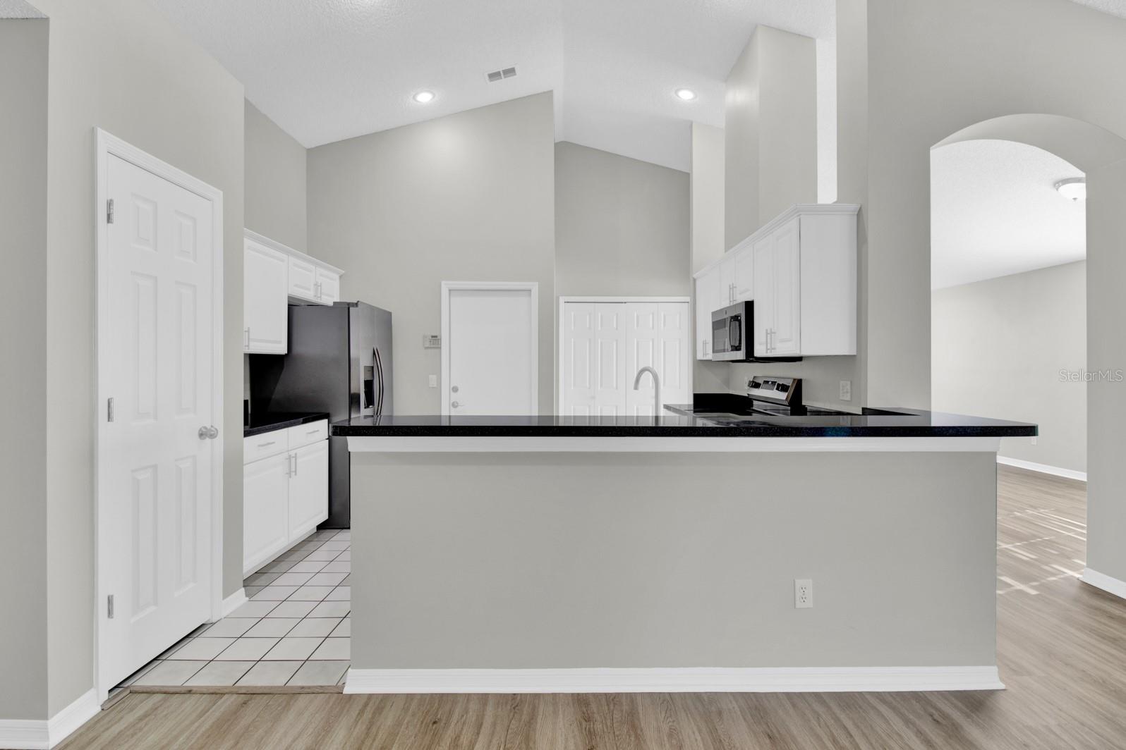 2728 RUNYON CIR, ORLANDO, FL, 32837