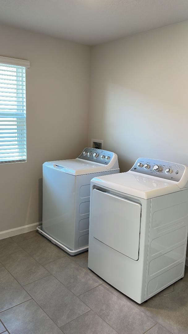 1064 SUGARWOOD ST, DAVENPORT, FL, 33837