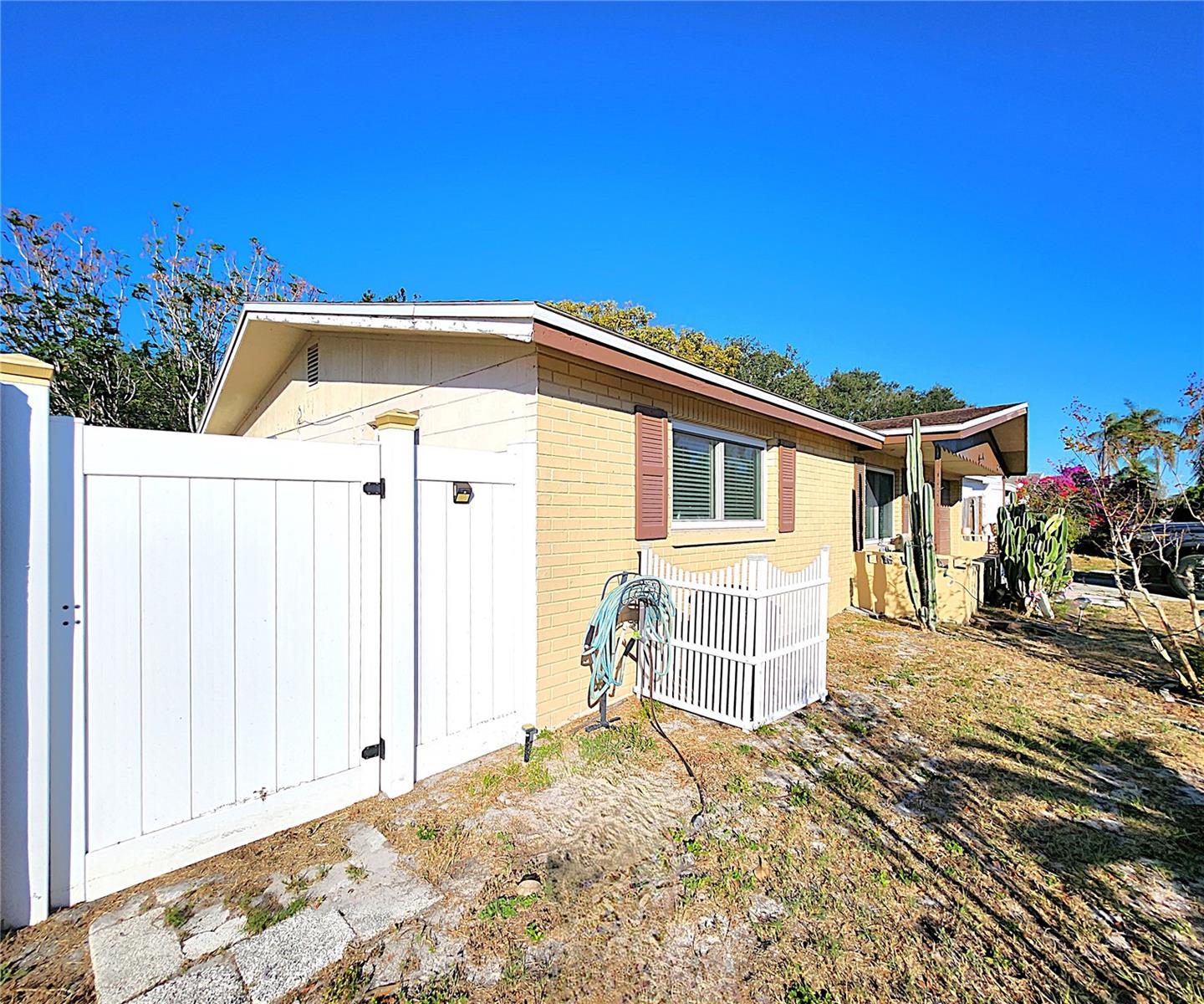 7521 COVENTRY DR, PORT RICHEY, FL, 34668