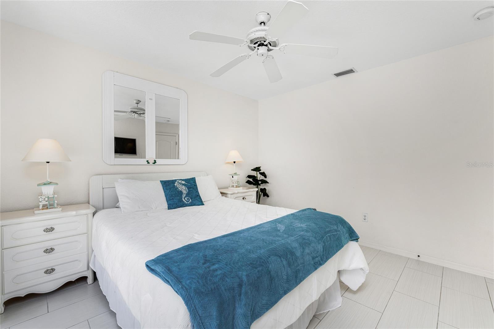279 MARINER LN, ROTONDA WEST, FL, 33947