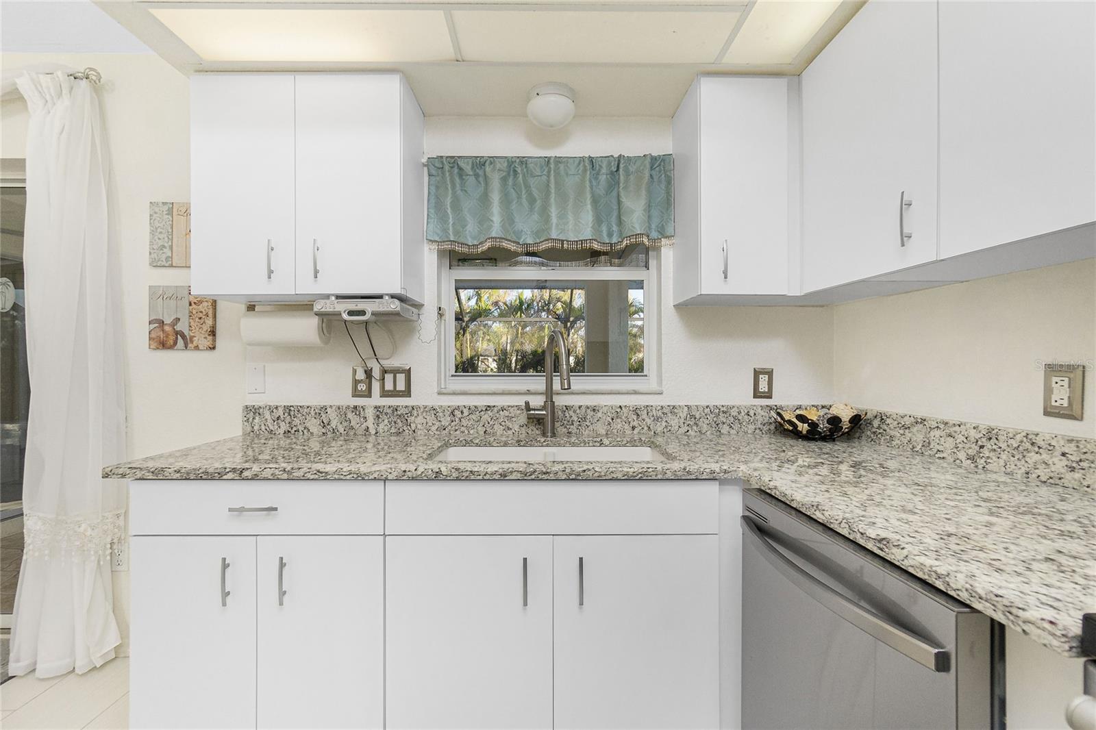 279 MARINER LN, ROTONDA WEST, FL, 33947