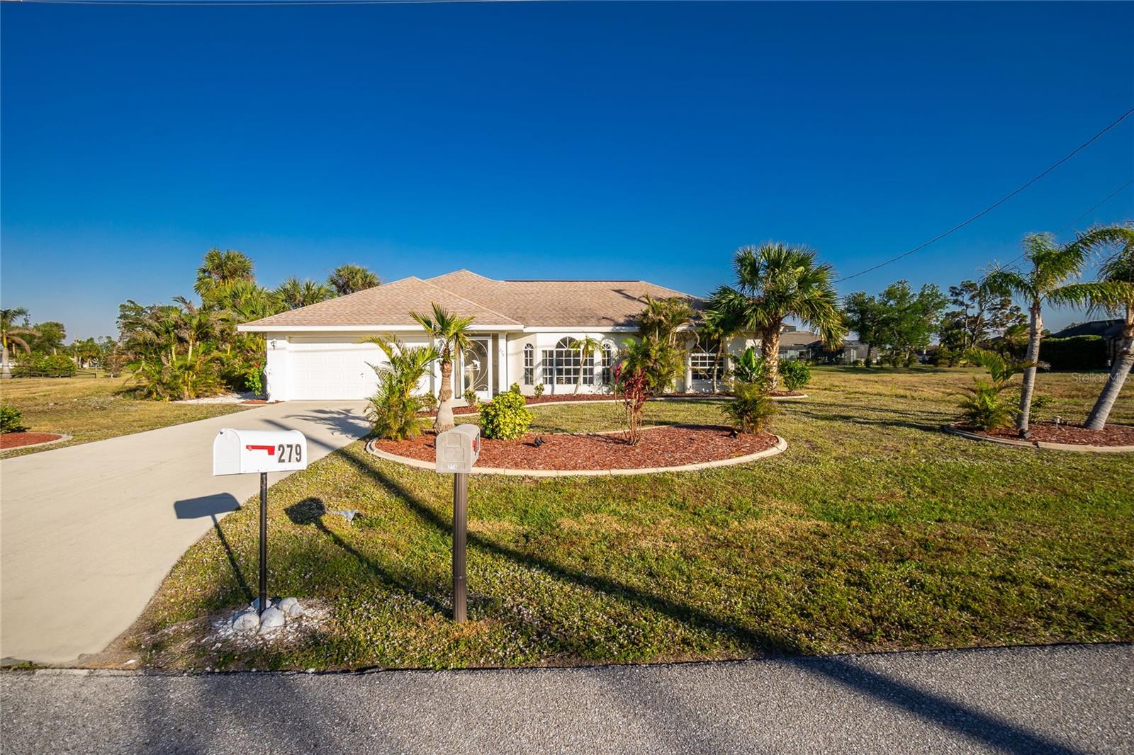 279 MARINER LN, ROTONDA WEST, FL, 33947