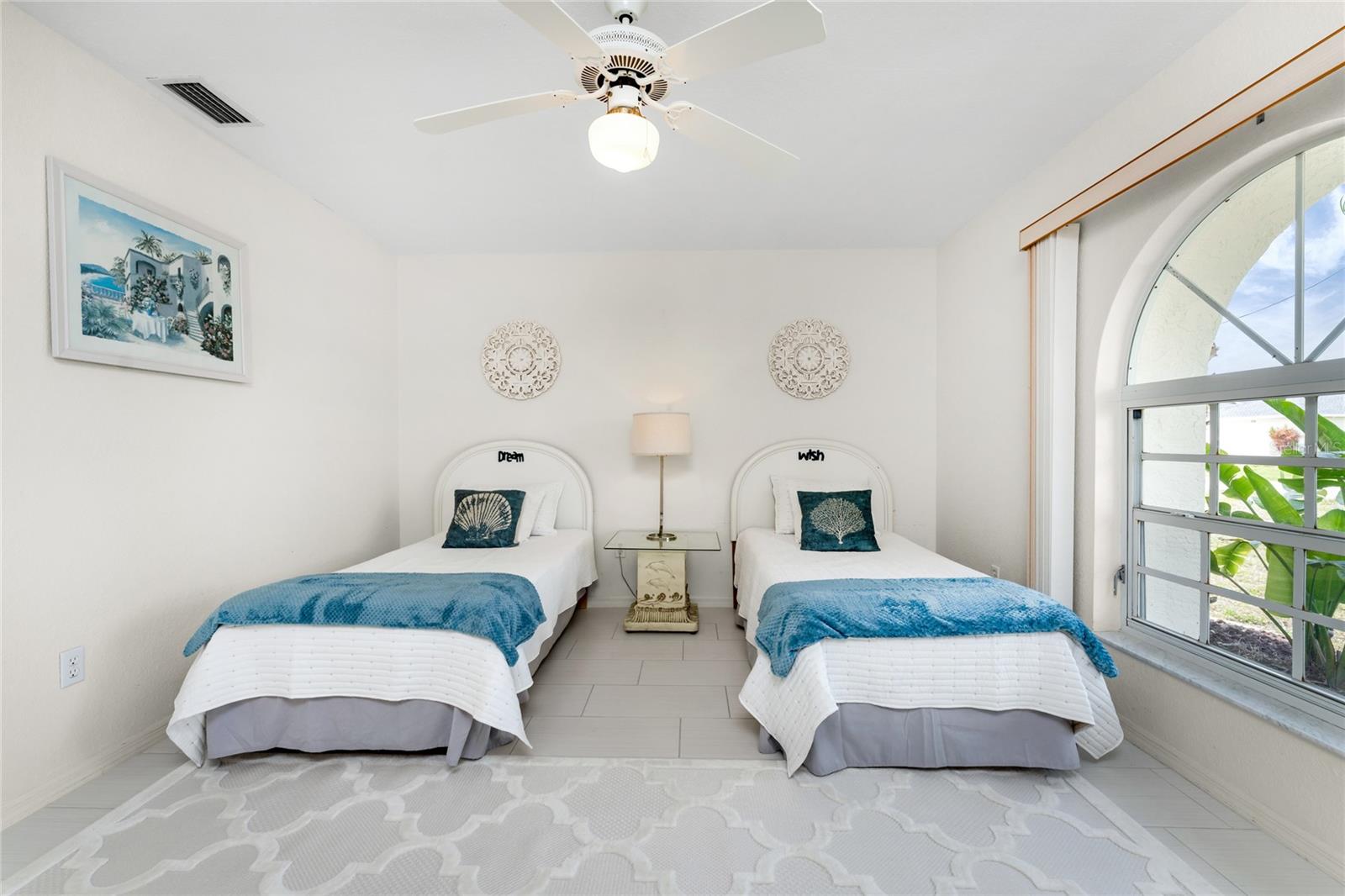 279 MARINER LN, ROTONDA WEST, FL, 33947