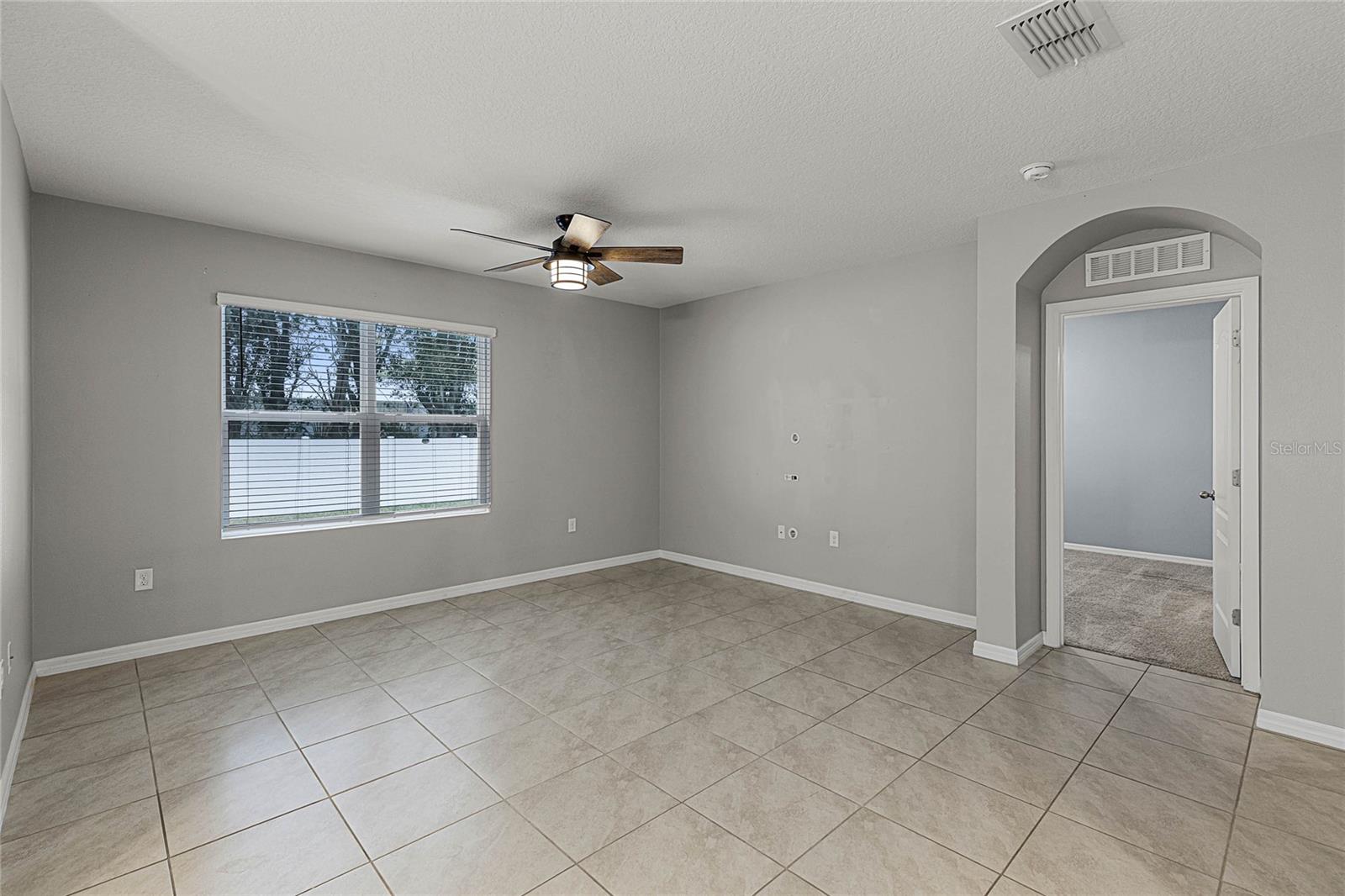 1724 POINT O WOODS CT, MOUNT DORA, FL, 32757