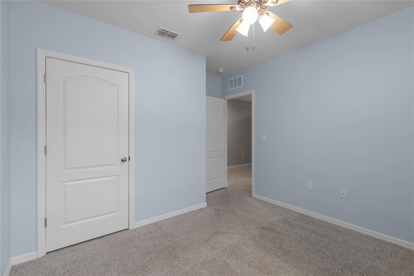 1724 POINT O WOODS CT, MOUNT DORA, FL, 32757