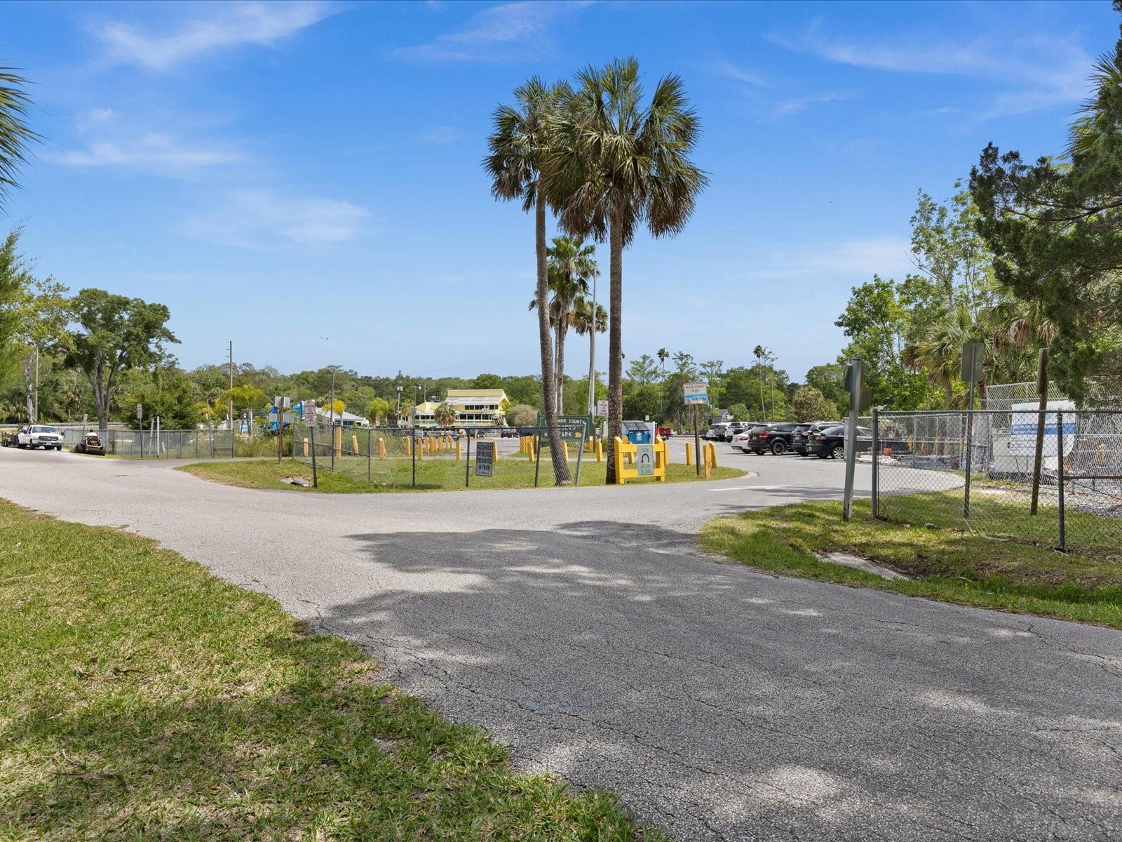 7095 PATTERSON DR, WEEKI WACHEE, FL, 34607