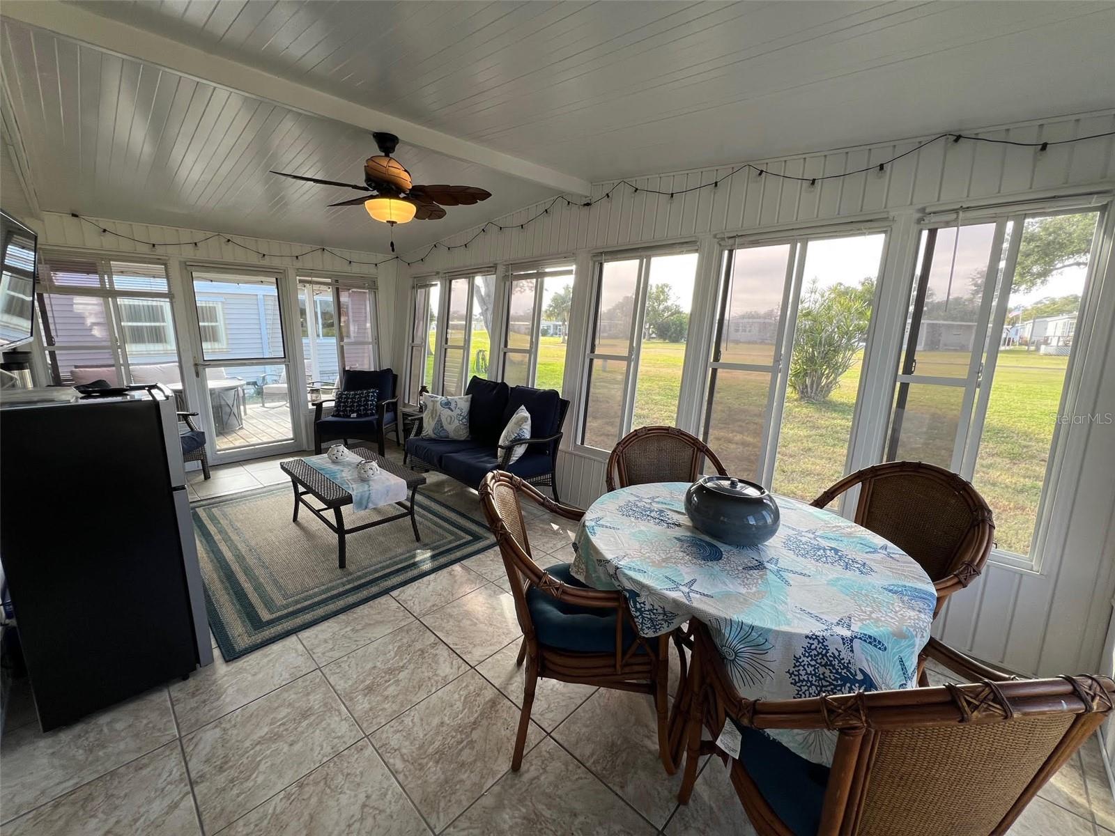 40 SABAL PALM DR, LARGO, FL, 33770