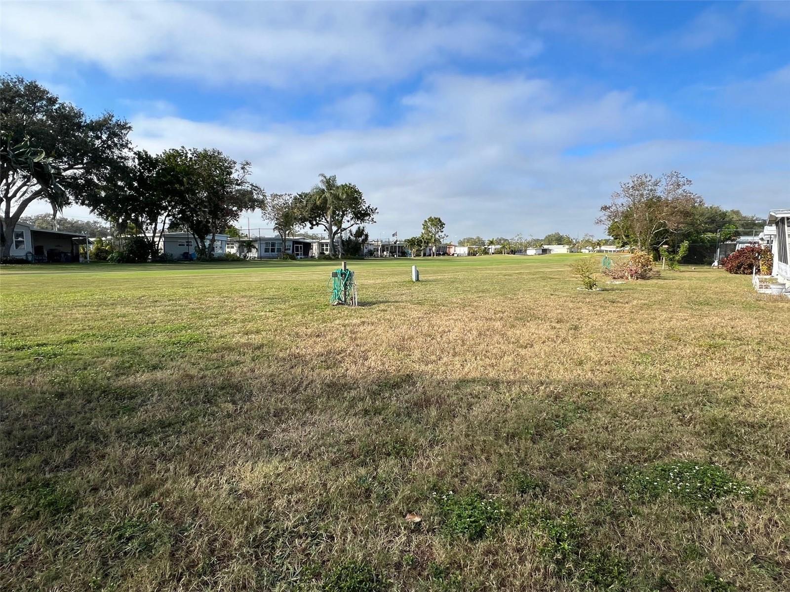 40 SABAL PALM DR, LARGO, FL, 33770