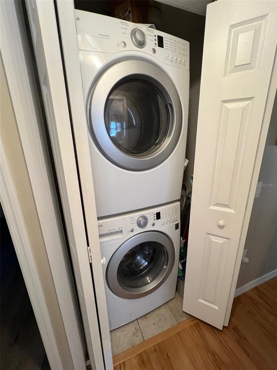 40 SABAL PALM DR, LARGO, FL, 33770