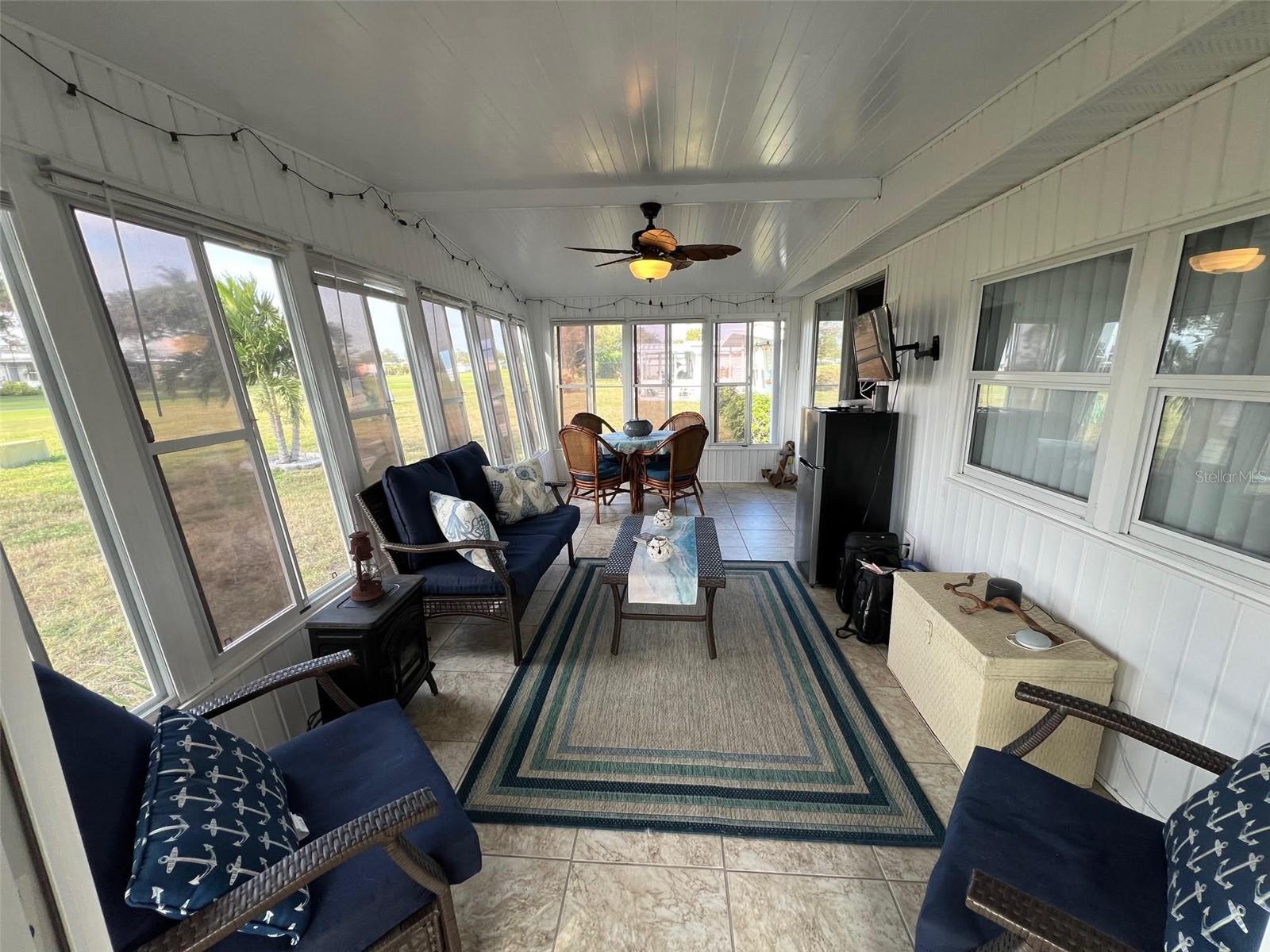 40 SABAL PALM DR, LARGO, FL, 33770