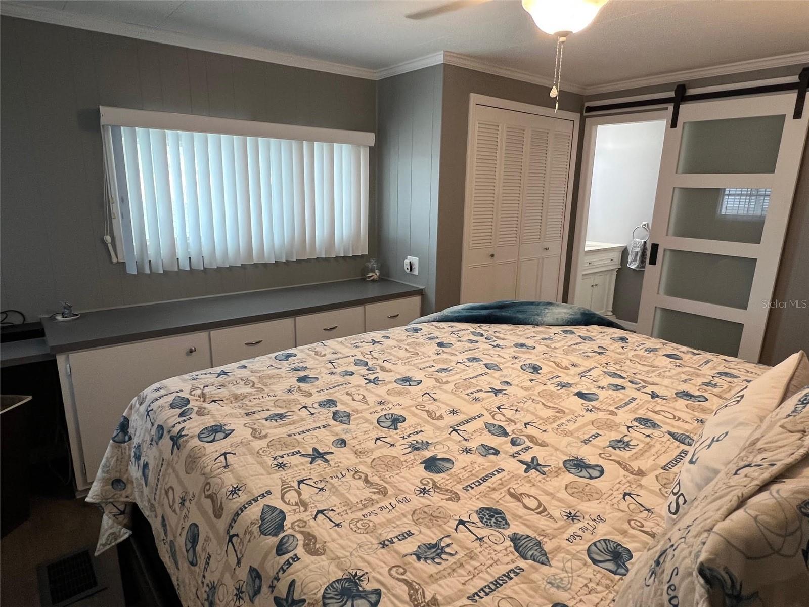 40 SABAL PALM DR, LARGO, FL, 33770