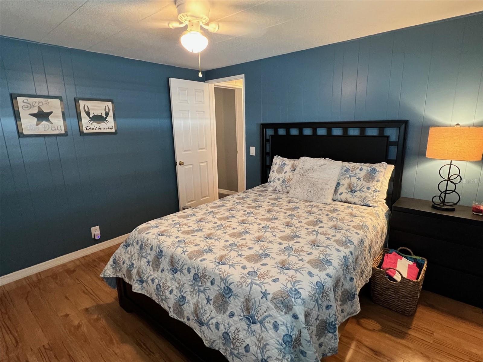 40 SABAL PALM DR, LARGO, FL, 33770